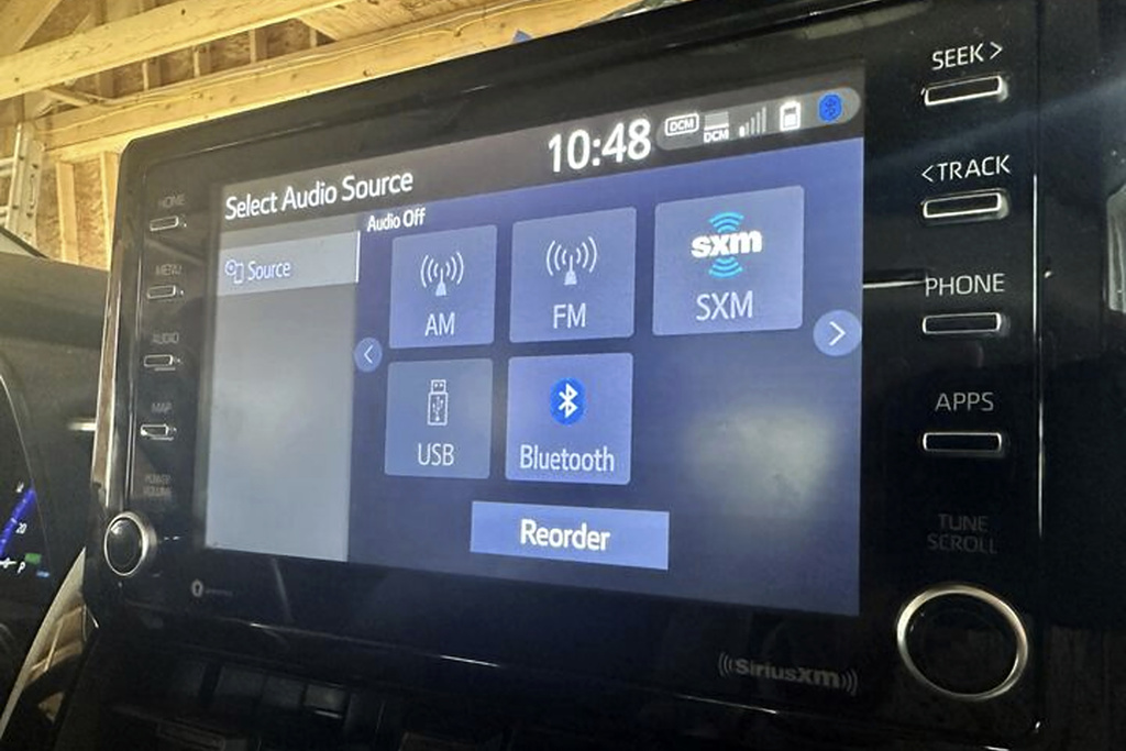 Efforts to Preserve AM Radio in U.S. Vehicles Gain Momentum