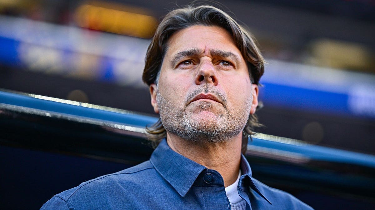 Team USA Faces Challenging First Half Against Belgium in World Cup Round of 16