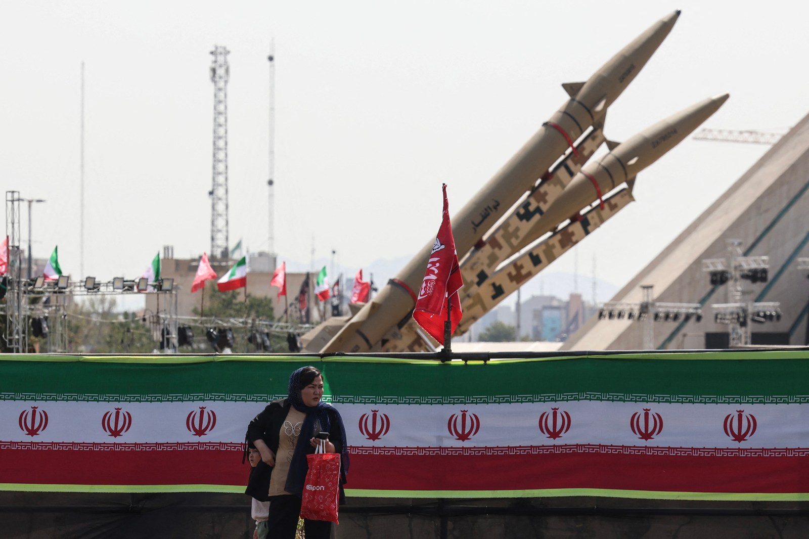 U.S. and Saudi Arabia Conduct Strikes on Iran-Aligned Militants in Iraq