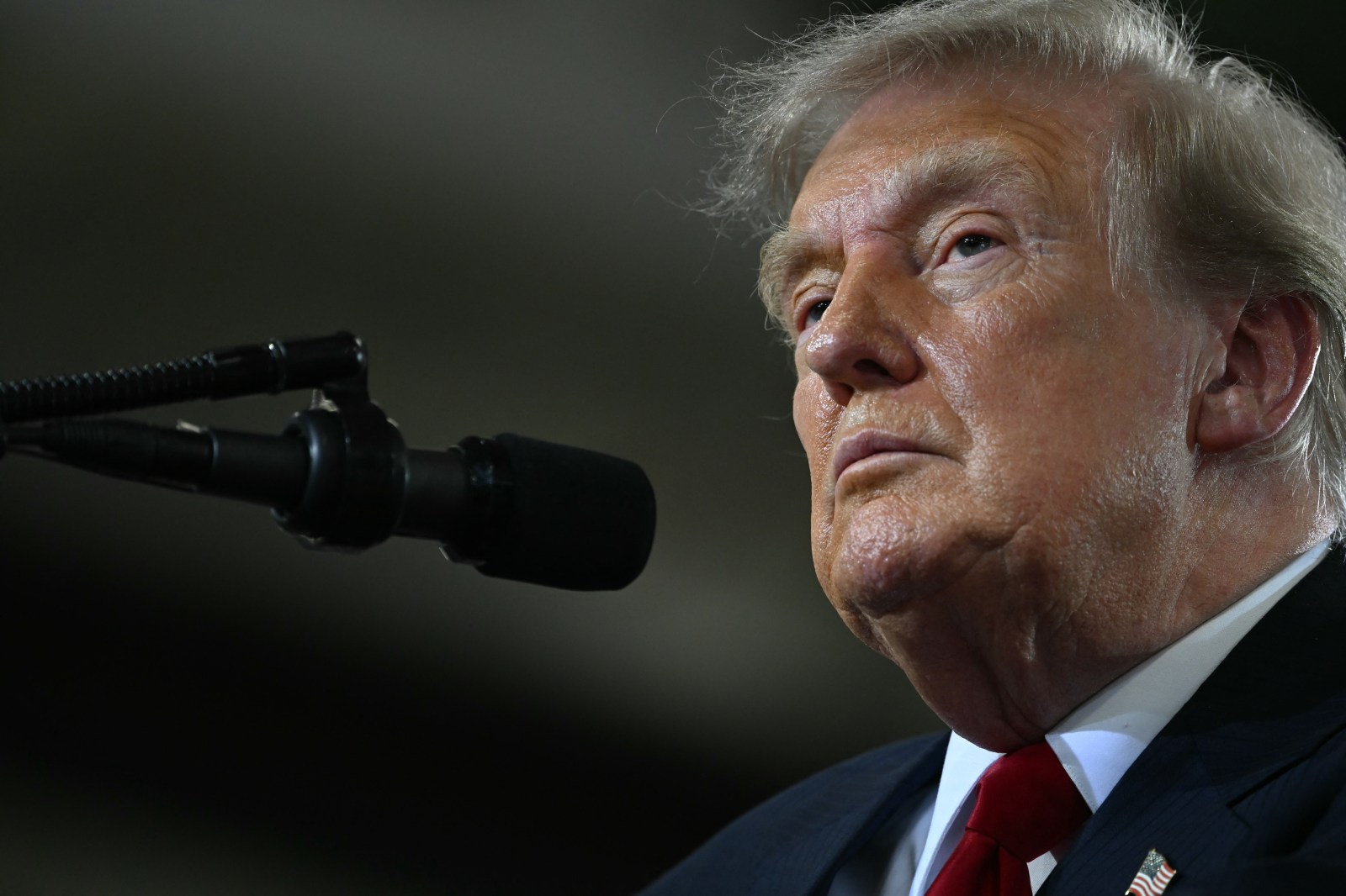 Trump’s Approval Ratings Show Slight Improvement