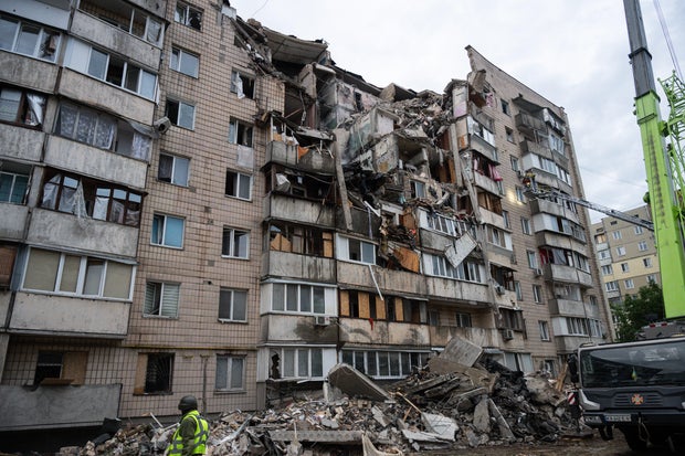 Ukraine Volunteer Responds to Repeated Strikes in Kyiv