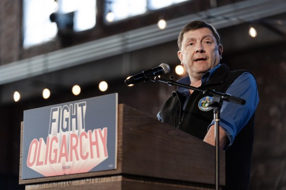 Maine Democratic Candidates Rally Support Ahead of Key Weekend Events