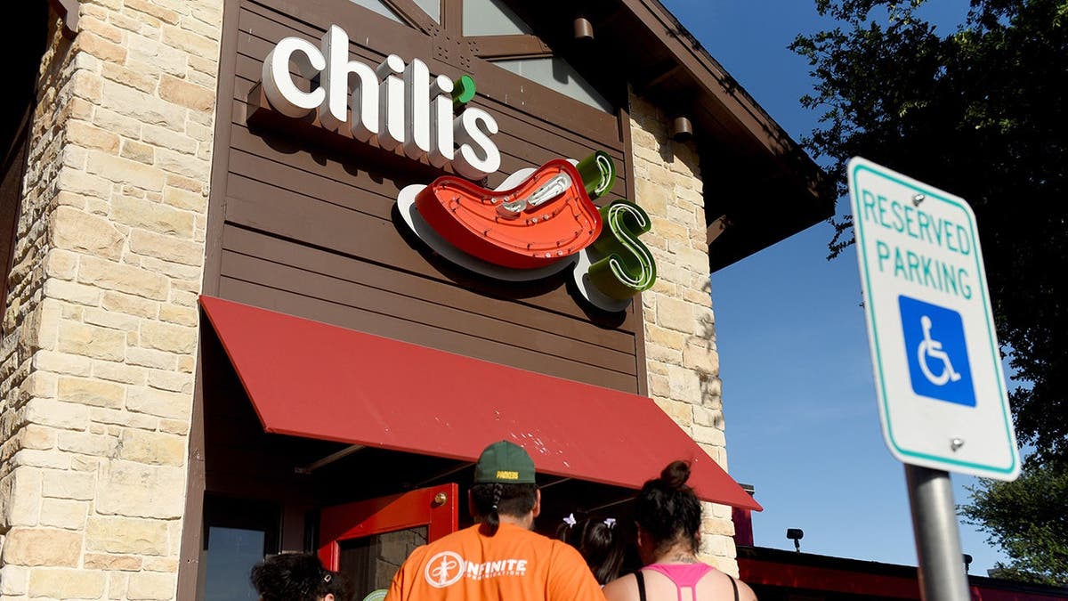 Chili’s Takes on Fast-Food Pricing in Viral Social Media Exchange