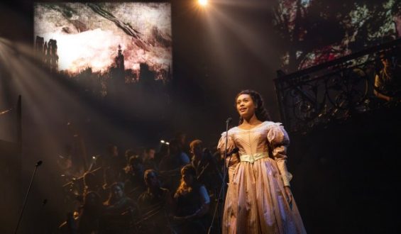 Les Misérables Returns in a Grand Arena Concert