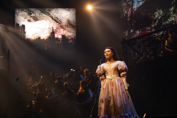Les Misérables Returns in a Grand Arena Concert
