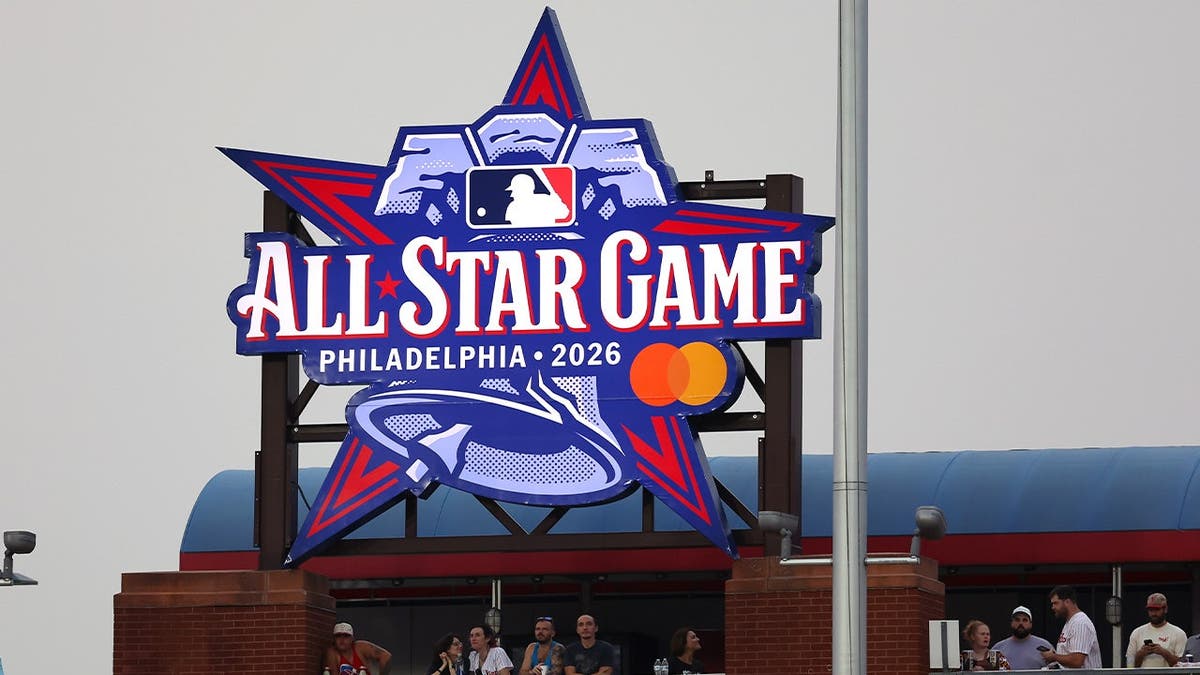 Philadelphia’s All-Star Game Banner Oversight