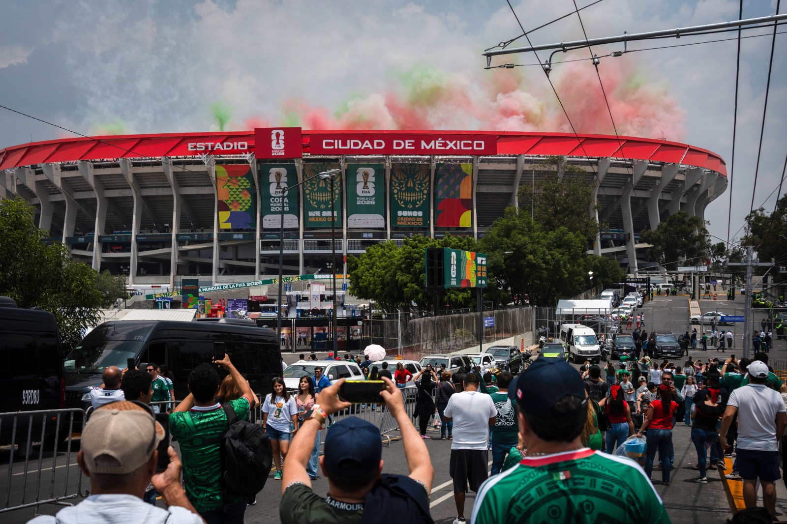 Security Concerns Surrounding Mexico-England FIFA World Cup Match