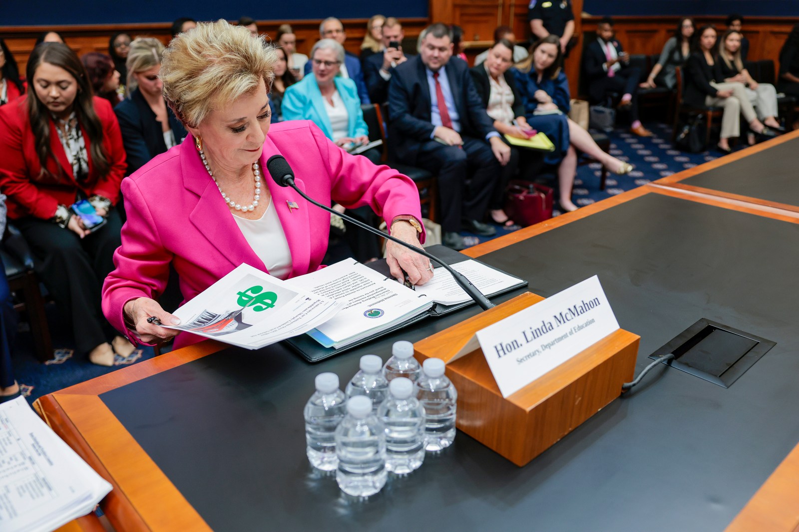 Republican Bill Proposes Student Loan Transfer to Treasury