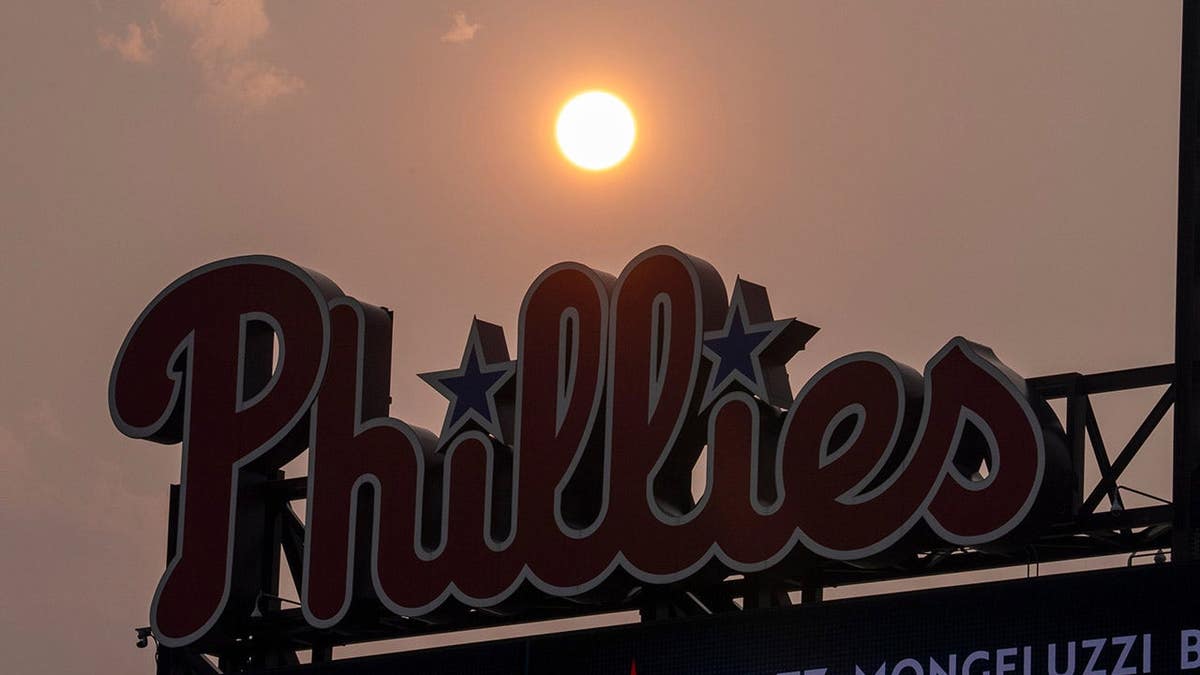 MLB Game Plays Amid Canadian Wildfire Smoke