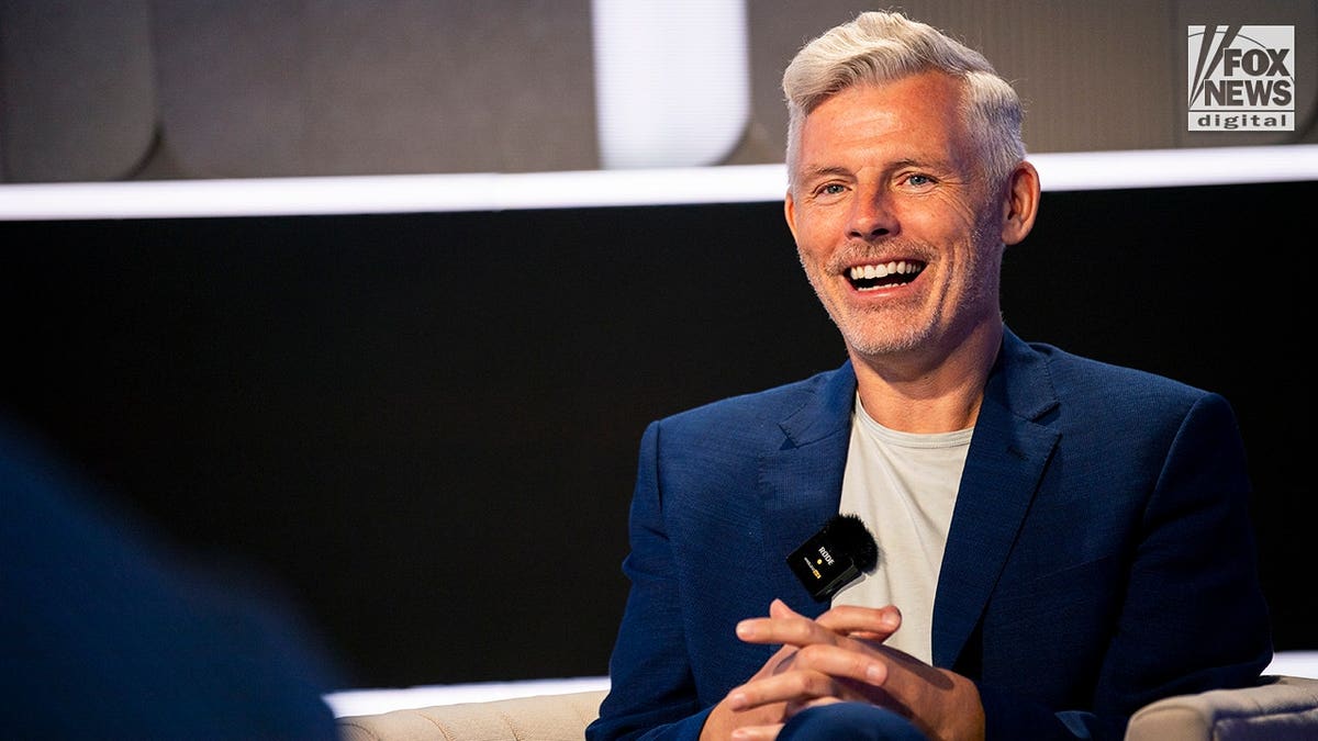 Des Bishop’s Unique Path in Comedy: From Ireland to China and Back to the U.S.