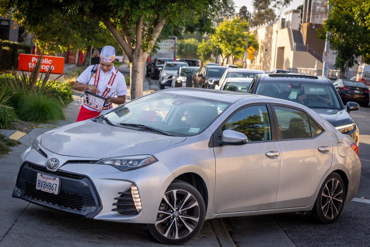 Culver City Challenges New In-N-Out Drive-Through Proposal