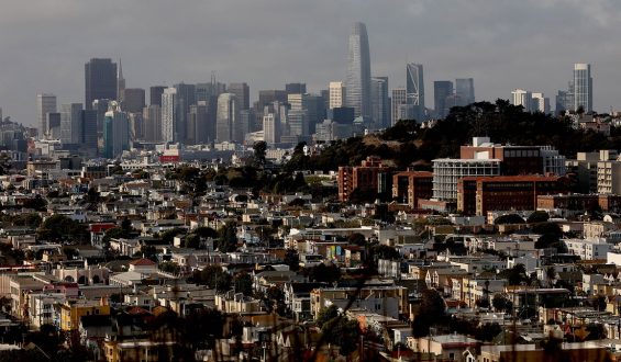 San Francisco Father Faces Permit Confusion While Playing Tennis with Kids