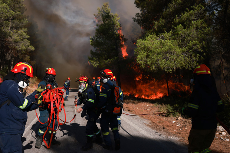 Greek Firefighters Battle Wildfires Amid European Heatwaves