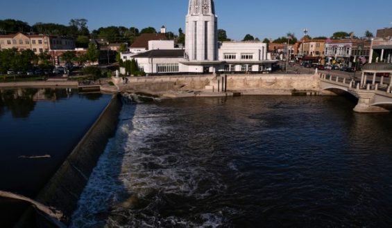 Fox River Dams: Community Concerns and Federal Delays