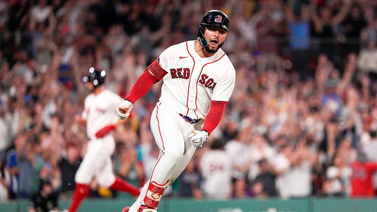 Red Sox Stunning Turnaround: From Worst to Contender