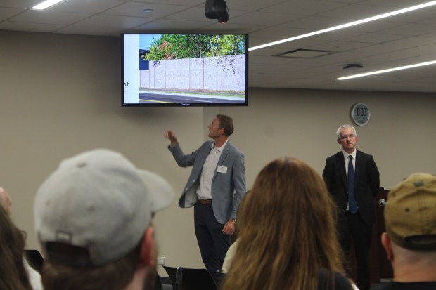 Aurora Residents Debate Orchard Road Sound Wall Plans