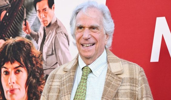 Henry Winkler Reflects on Alternate Career, Dyslexia, and Acting Success