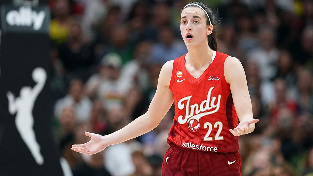 Caitlin Clark’s Omission from WNBA MVP Discussion Spurs Social Media Buzz