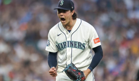 Tensions Rise Between Seattle Mariners and Detroit Tigers in Eventful Matchup