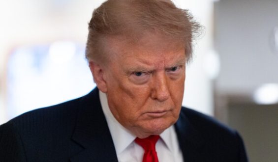Trump’s Leadership Style: Shifting Accountability