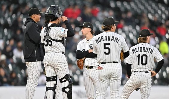 Playoff Watch Intensifies as White Sox Face Red Sox