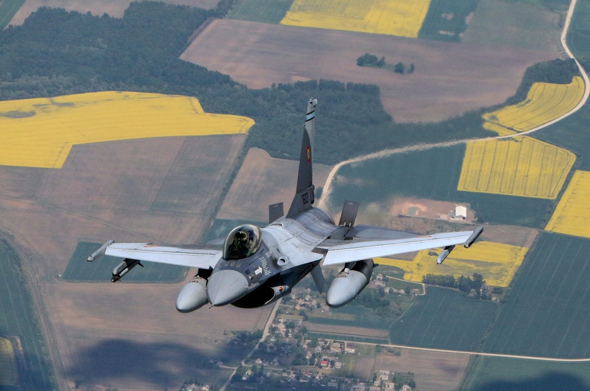 NATO Jets Scramble Amid Increased Russian Flights Near Eastern Flank