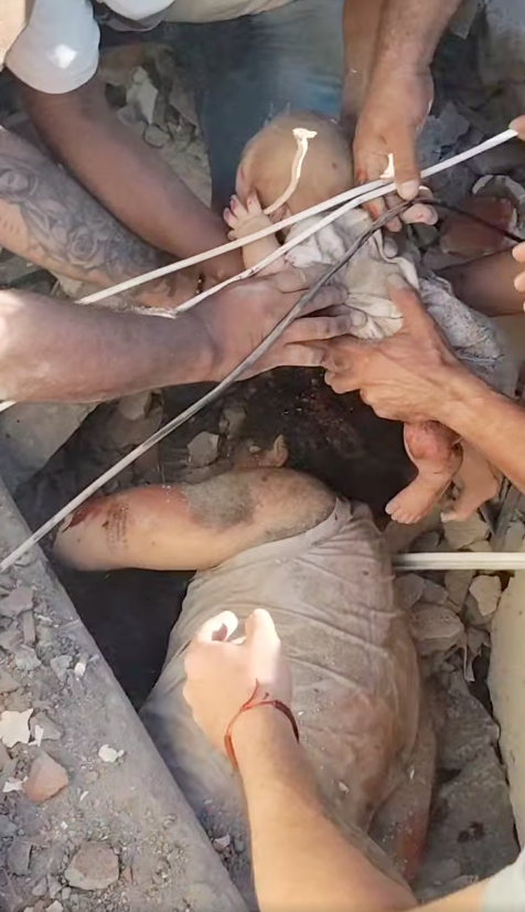Rescuers Save Baby from Rubble After Colombia Earthquake