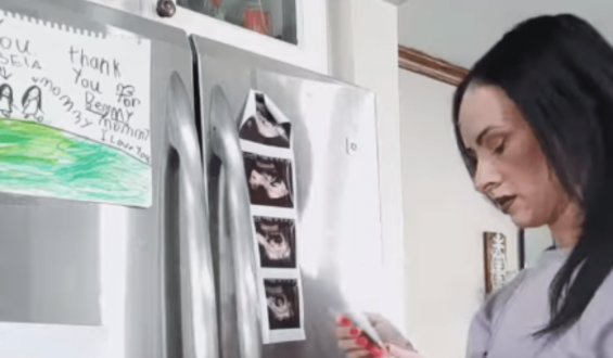 Ohio Mother’s Touching Tribute to Her Late Twin Daughter