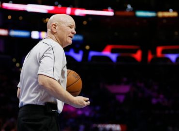 Los Angeles Lakers Sold for Record Price