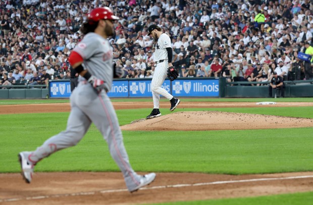 White Sox’s Narrow Loss in 10-Inning Game Against Reds
