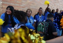 Chicago Students Celebrate First Day of School with Warm Welcome