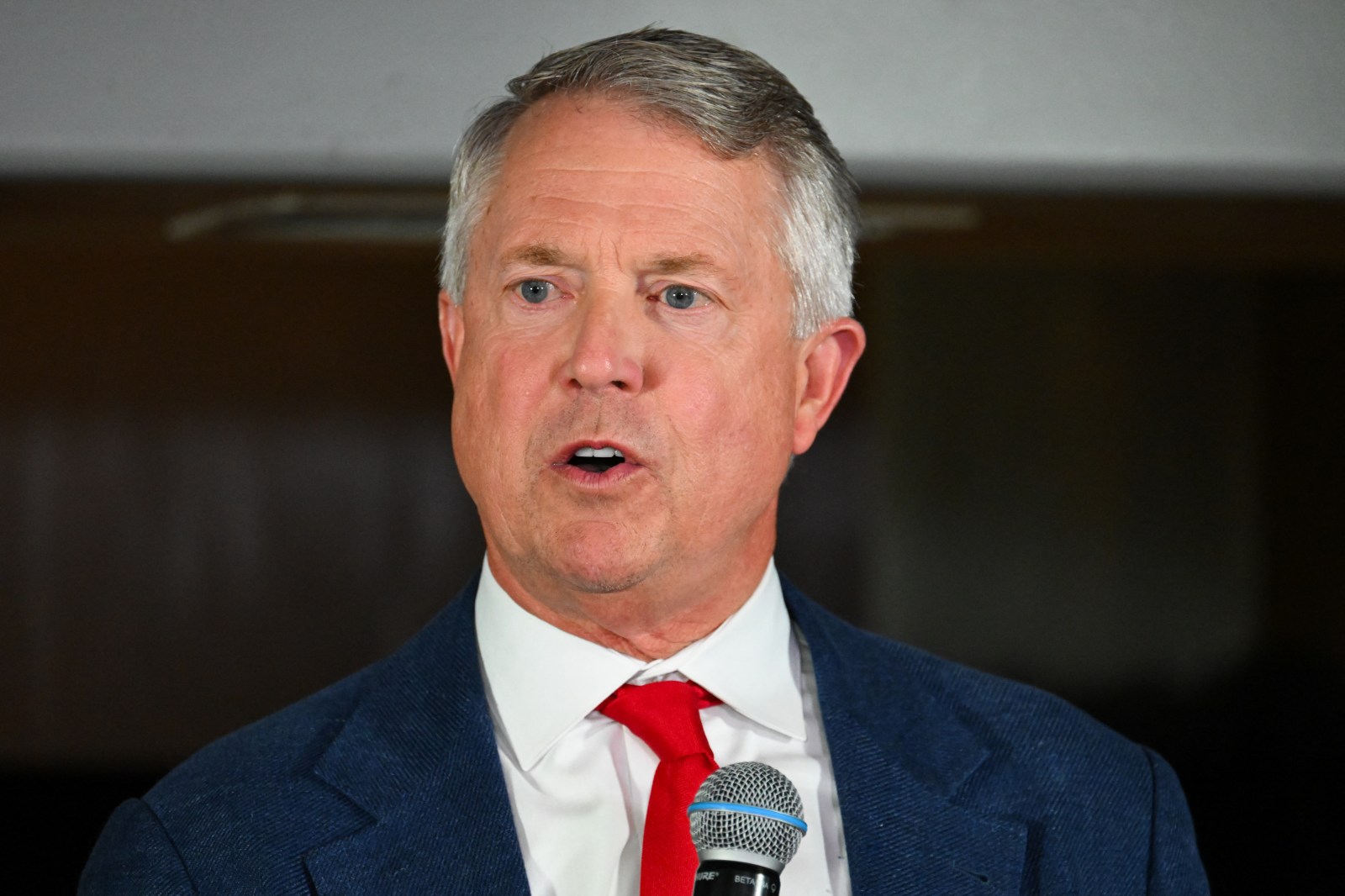 Kansas Political Landscape: Challenges for Democrats and Republicans