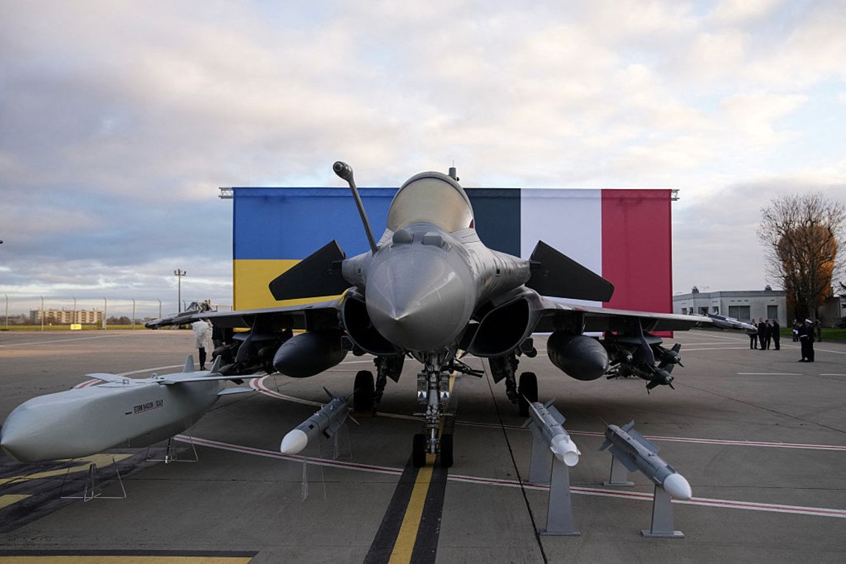 Ukraine to Receive Classified Information on Long-Range Weapons