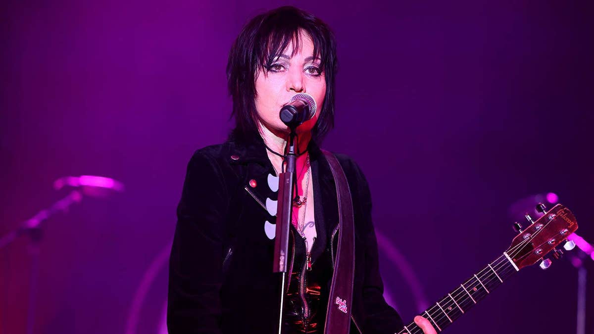 Joan Jett Cancels Concerts After Undergoing Surgery