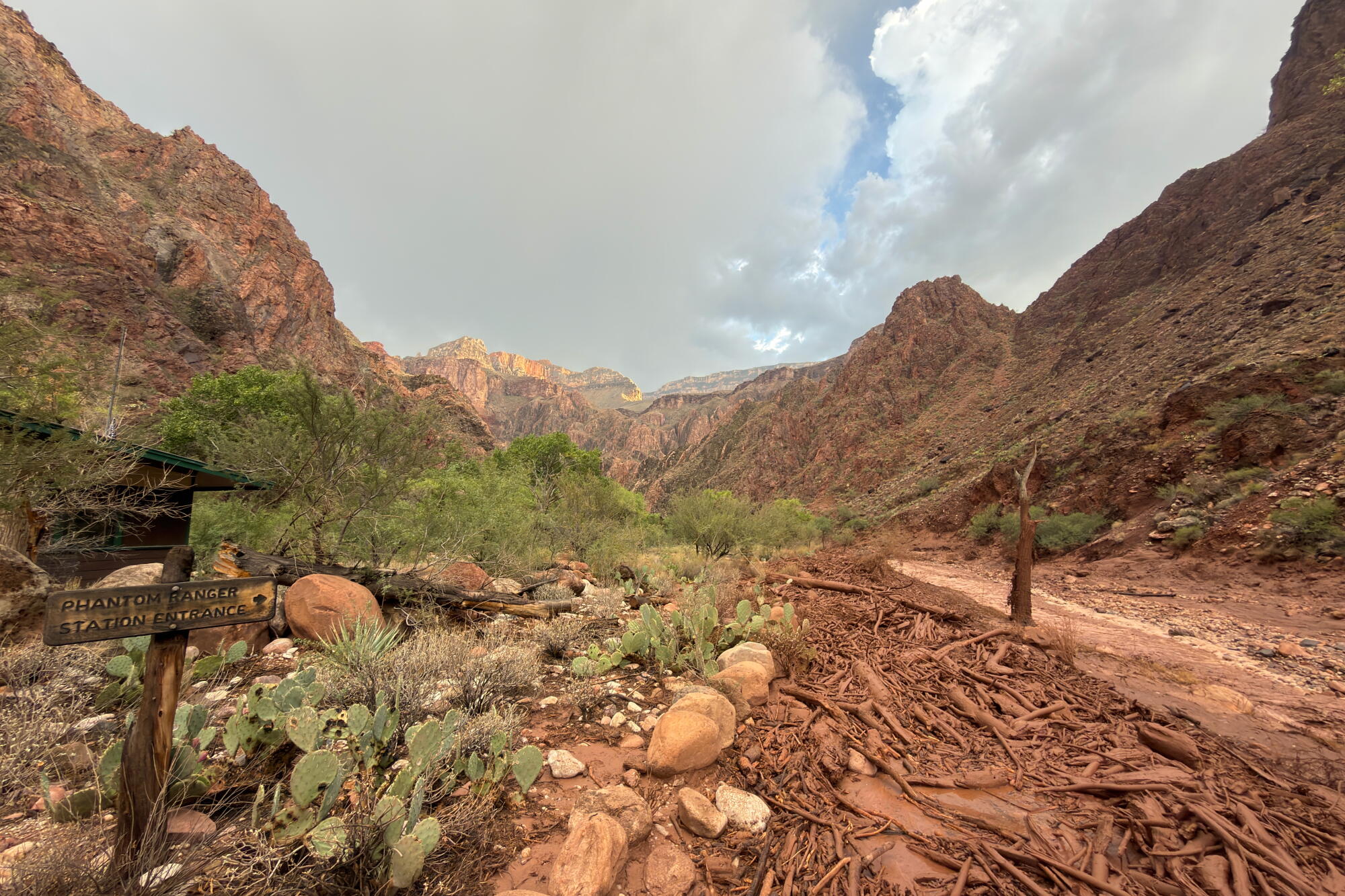 Grand Canyon Flash Flood Leads to Search for Missing Persons