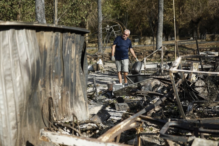 Firefighters Battle Wildfires Across France and Greece