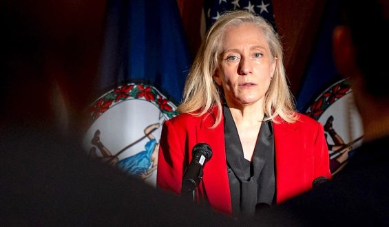 Booing at Old Fiddlers’ Convention: Governor Abigail Spanberger Faces Political Challenges