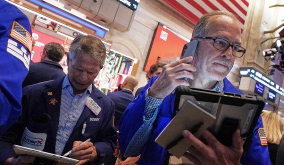 Key Corporate Earnings and Economic Reports Impact Wall Street