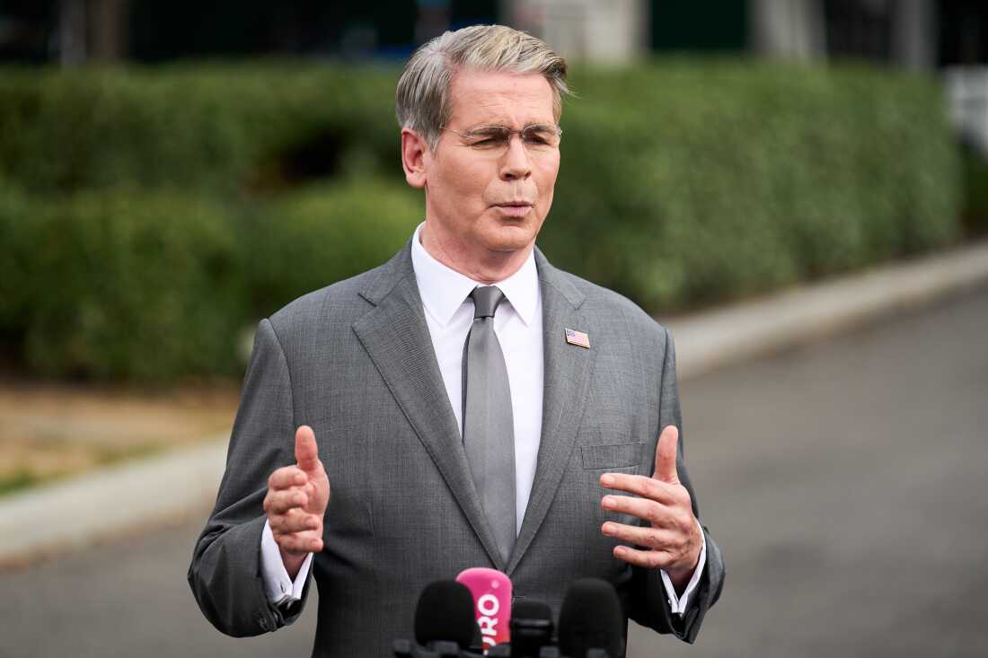 U.S. Plans New Sanctions on Iran Amid Tensions