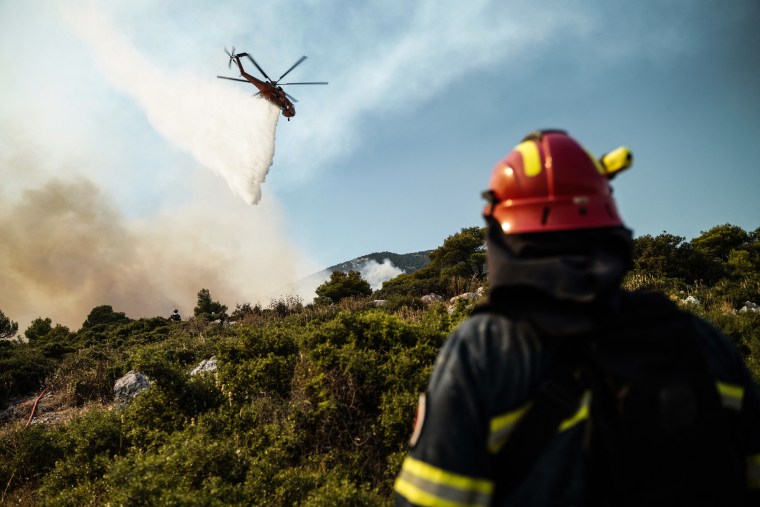 Multiple Wildfires and Helicopter Collision Challenge European Firefighters