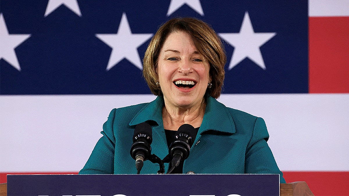 Sen. Amy Klobuchar Wins Democratic Nomination for Minnesota Governor