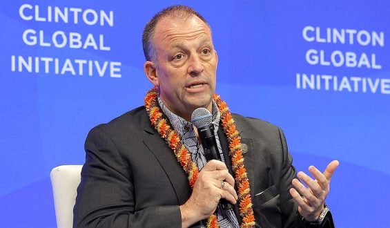 Hawaii Gov. Josh Green Secures Primary Win Amid Strong Favorability
