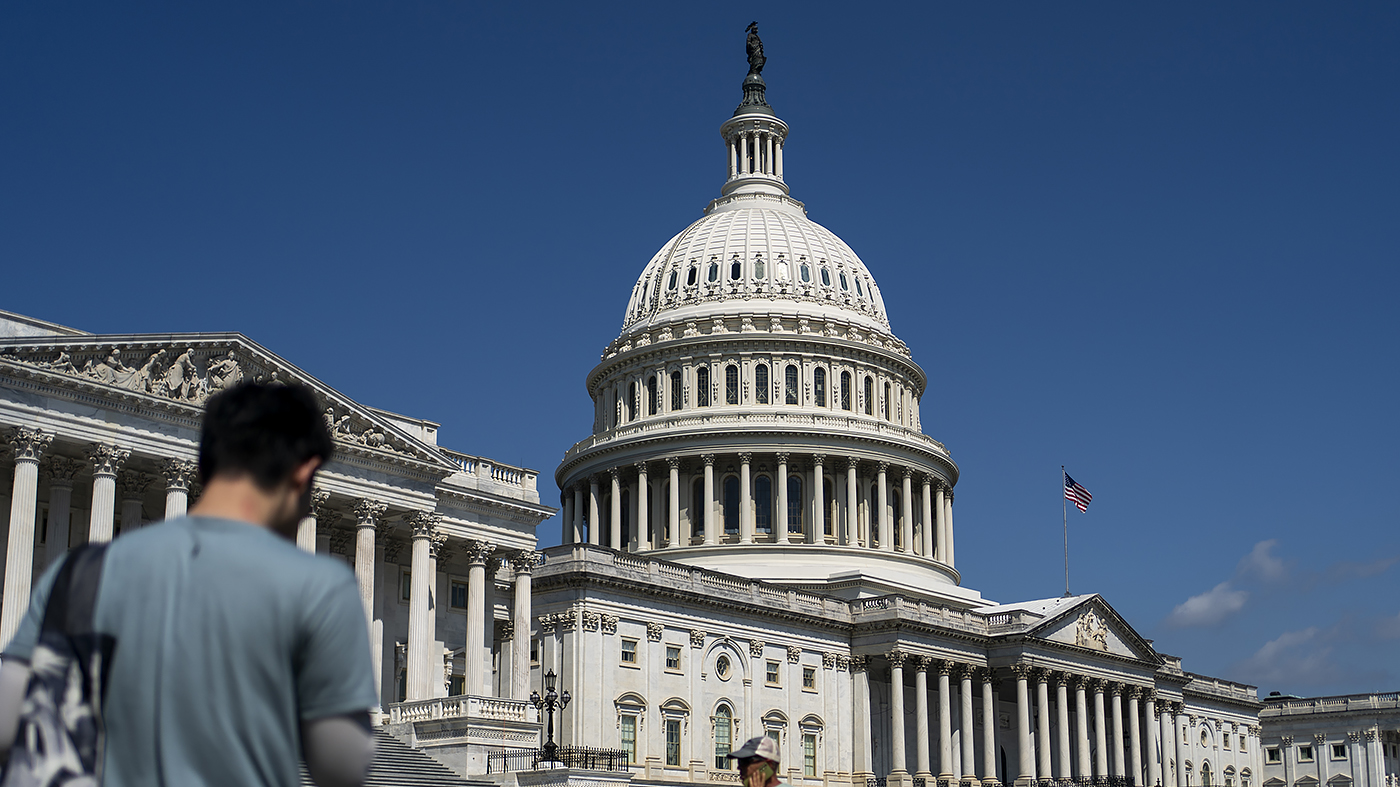 Wisconsin Voters Decide Key House Races