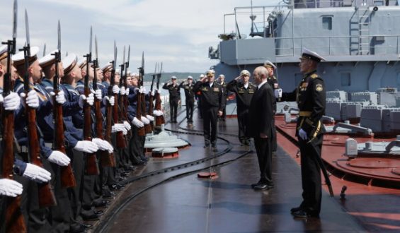 Putin Warns of Retaliation Over Seizure of Russian Vessels