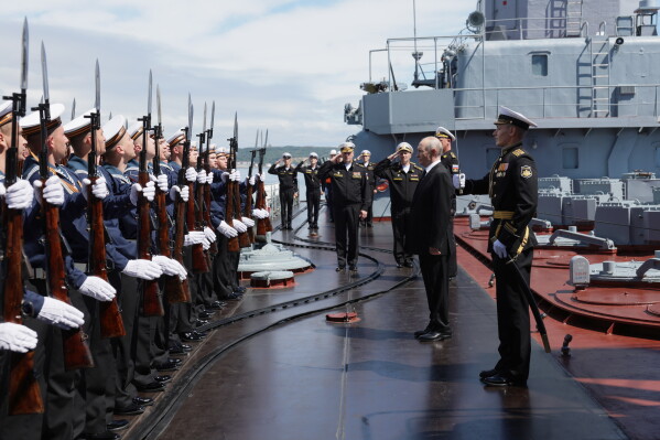 Putin Warns of Retaliation Over Seizure of Russian Vessels