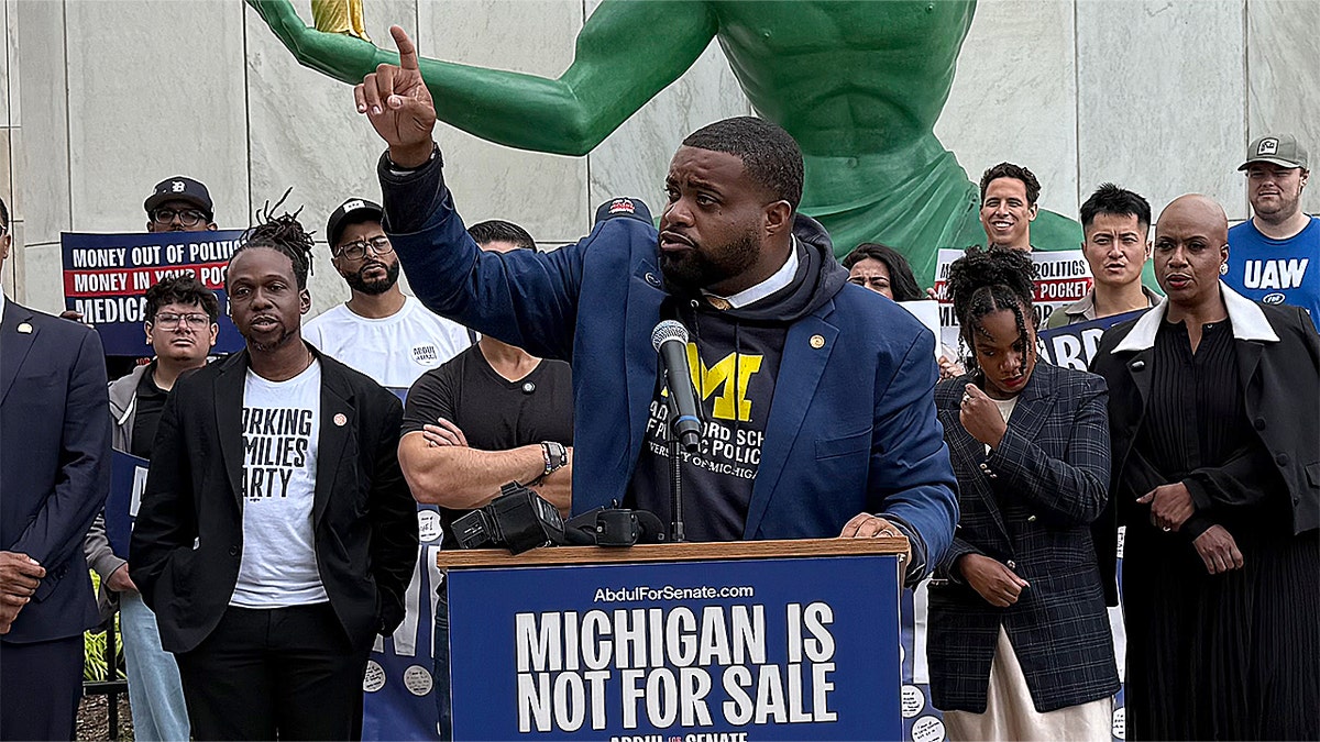 Democrat Warns of Socialist Influence Within Party