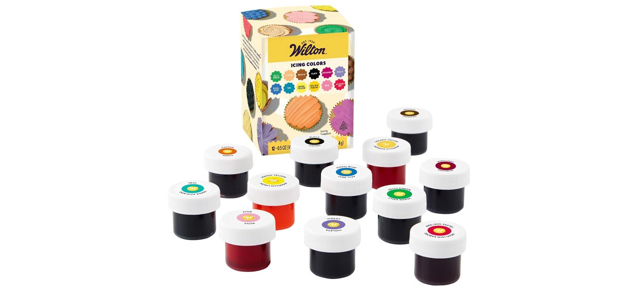 Choosing the Best Food Coloring for Your Baked Creations
