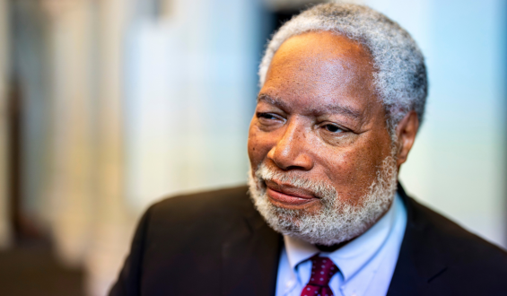 Smithsonian’s Budget Faces Scrutiny Amid DEI Debate