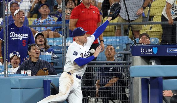 Freddie Freeman’s Scary Fall During Dodgers Game