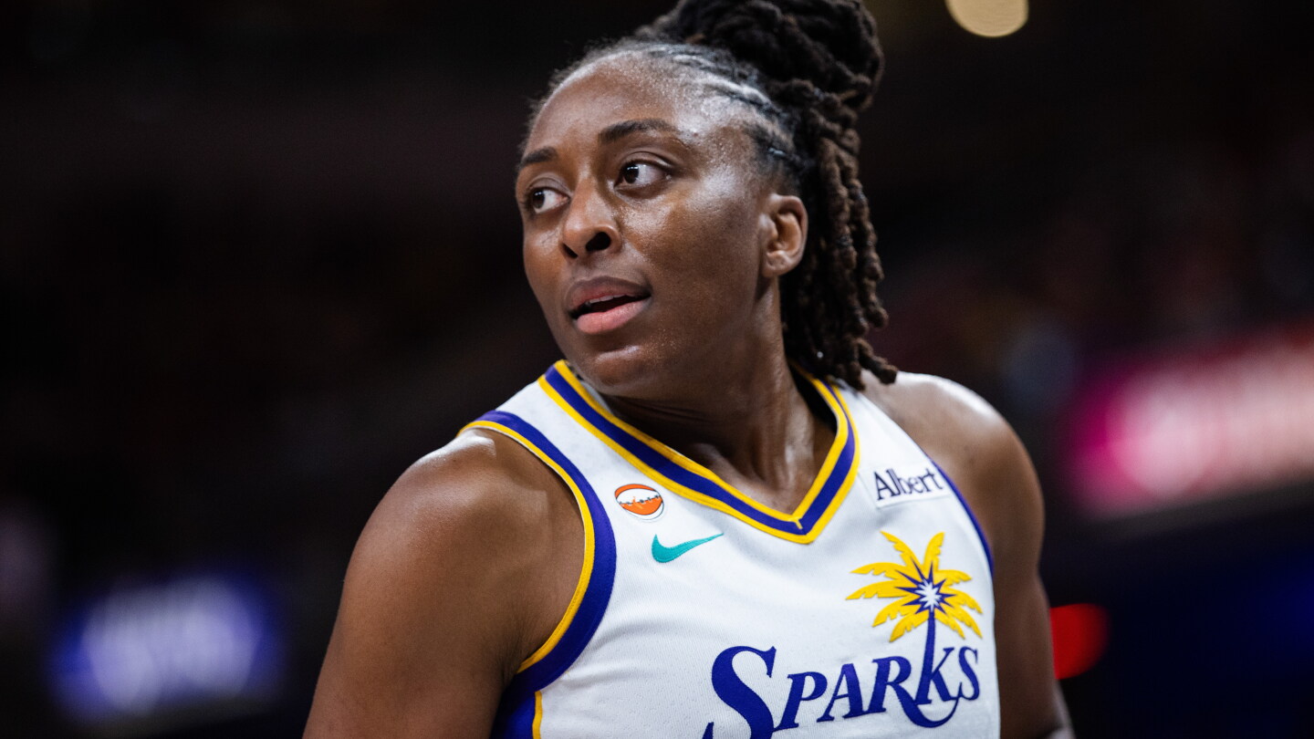 Nneka Ogwumike Announces Retirement from WNBA After 15 Seasons